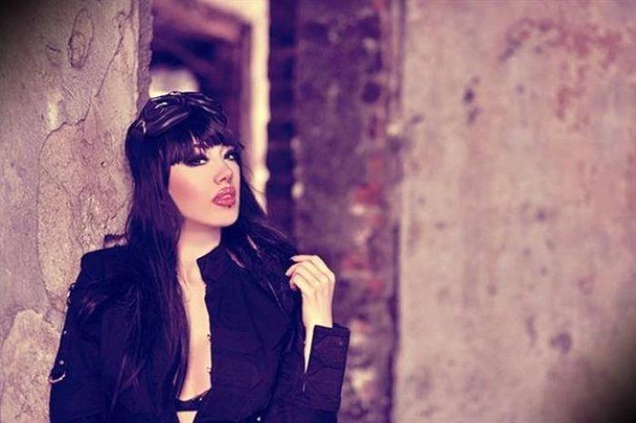 У Туреччині стюардеса втратила роботу через фотосесію (46 фото) – фото 42