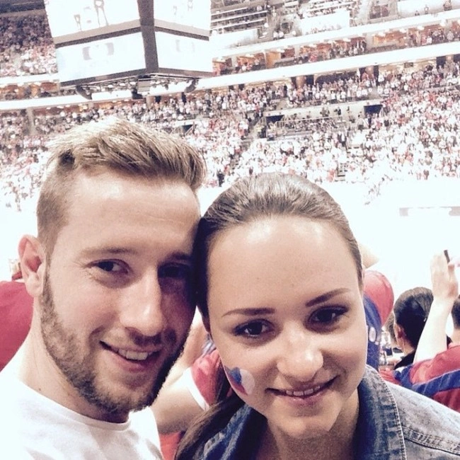 Милі вболівальниці на хокеї (34 фото) – фото 15