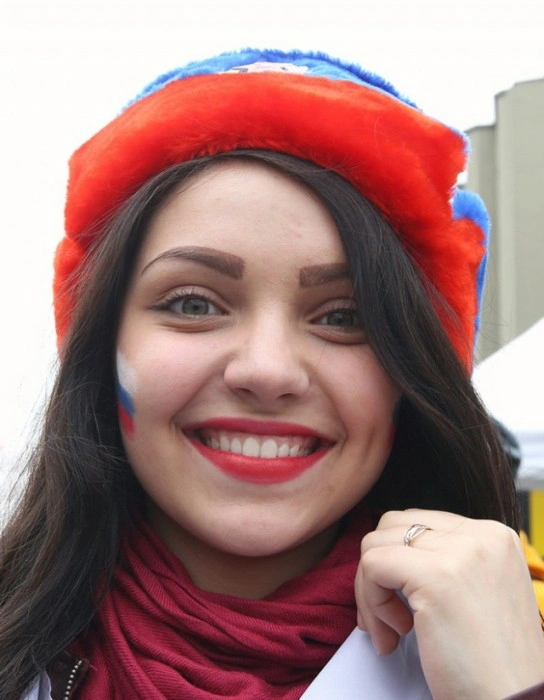 Милі вболівальниці на хокеї (34 фото) – фото 27