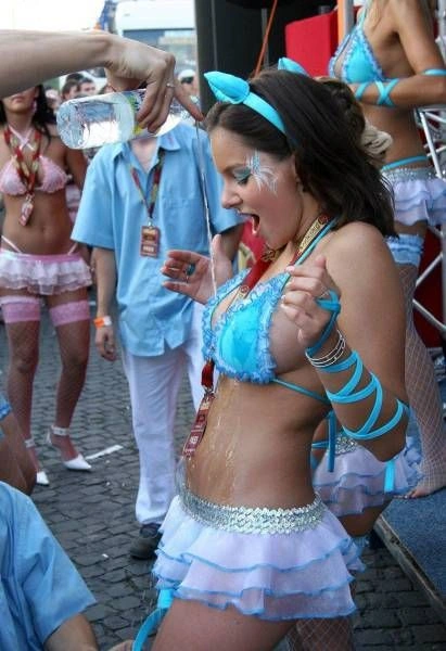 Смішні дівчата. Частина 36 (61 фото) – фото 32