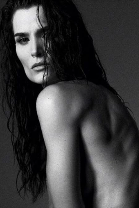 У США вчителька і фітнес-модель Мінді Дженсен стала жертвою шкідливих коментарів через фото в соцмережі (18 фото) – фото 17