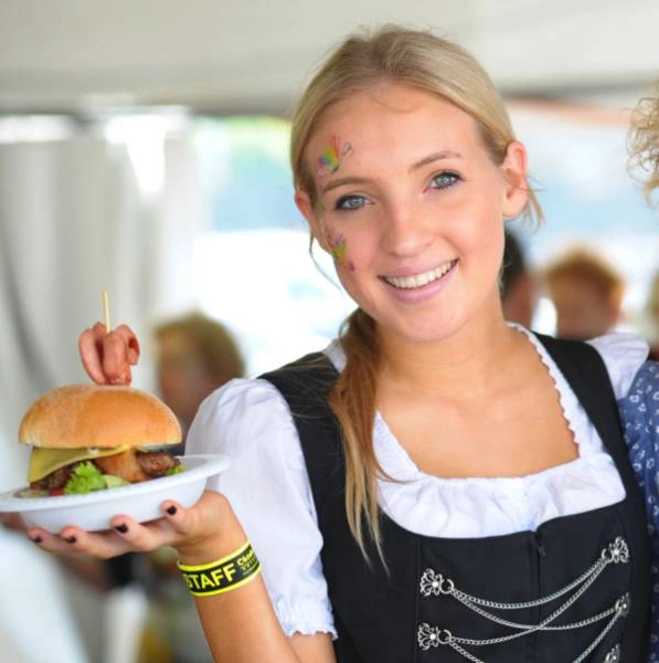 Дівчата фестивалю Октоберфест (41 фото) – фото 3