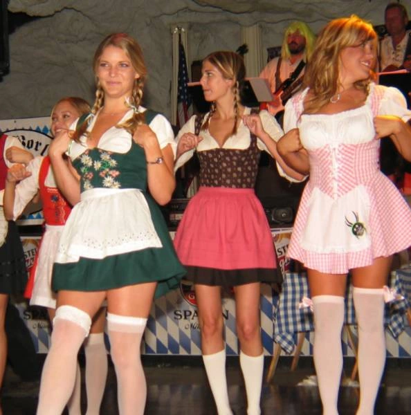 Дівчата фестивалю Октоберфест (41 фото) – фото 14