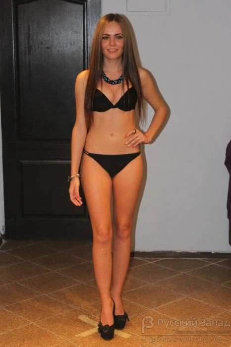 Студентський конкурс краси викликав скандал (27 фото) – фото 6