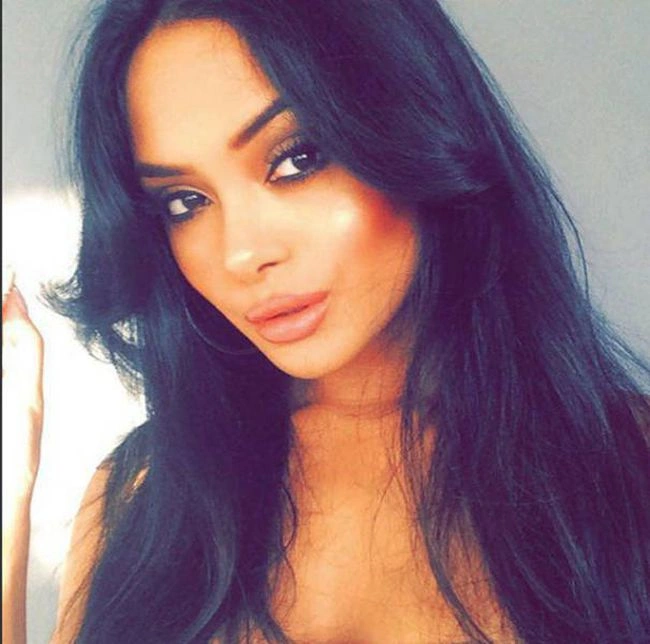 Актриса Афшан Азад, що зіграла Падму Патіл у фільмі "Гаррі Поттер" (21 фото) – фото 9