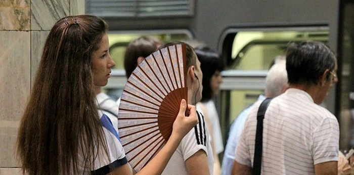 Пасажирки метро в Росії (40 фото) – фото 24