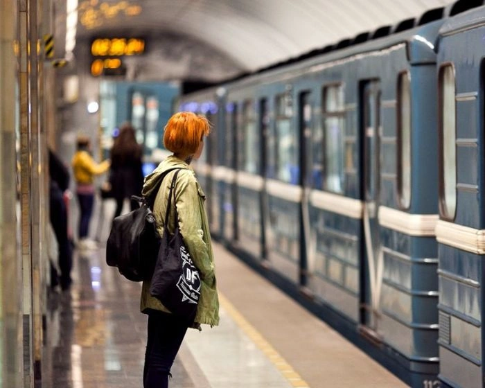 Пасажирки метро в Росії (40 фото) – фото 30