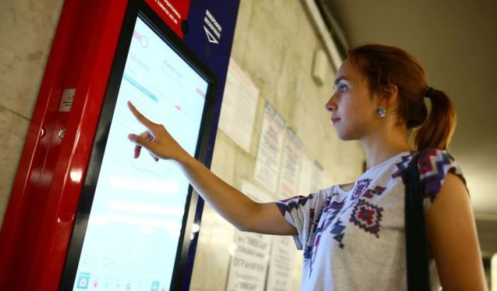 Пасажирки метро в Росії (40 фото) – фото 31