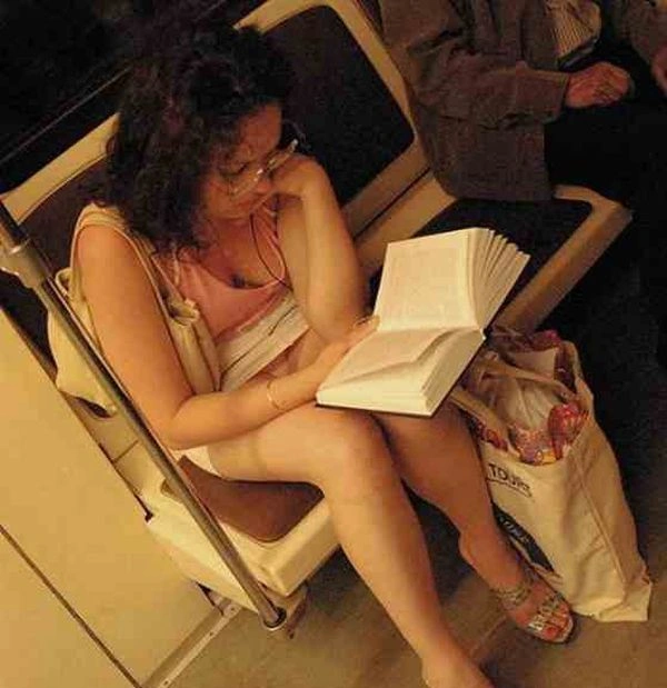 Пасажирки метро в Росії (40 фото) – фото 38