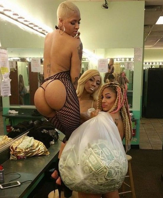 Веселі дівчата. Частина 4 (59 фото) – фото 17