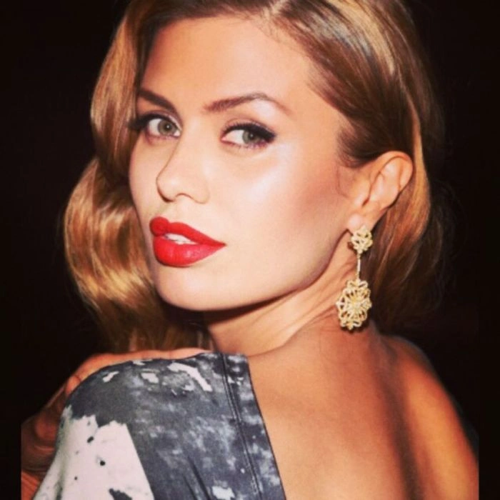 Найпривабливіші телеведучі російського телебачення (60 фото) – фото 15