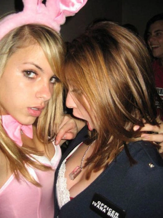 П'яні дівчата відпочивають на повну катушку (56 фото) – фото 26