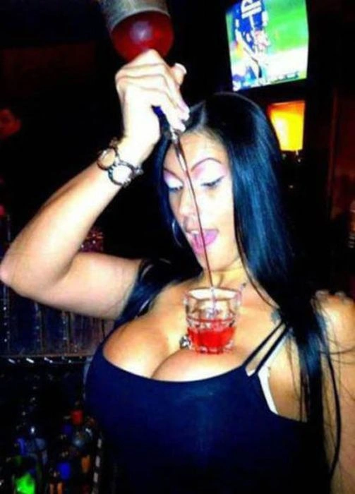 П'яні дівчата відпочивають на повну катушку (56 фото) – фото 34