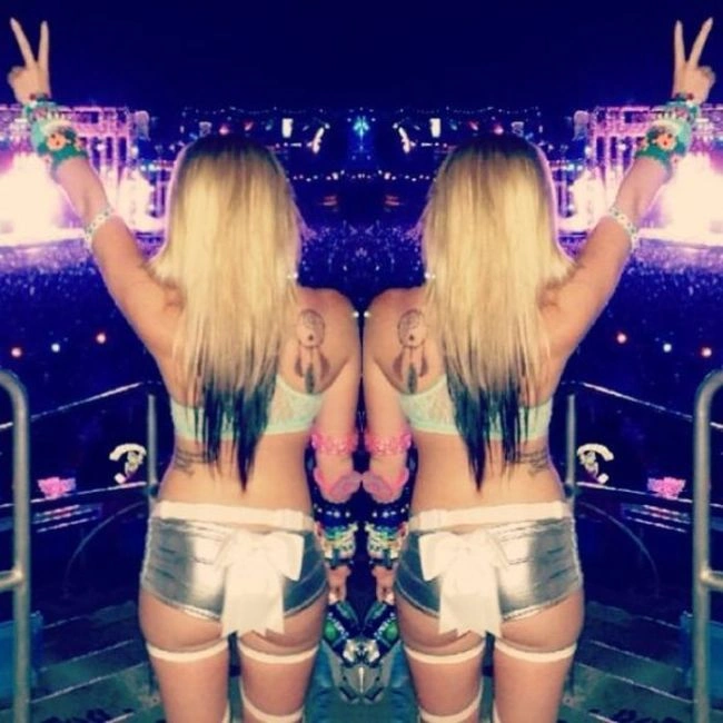 Дівчата з музичного фестивалю (44 фото) – фото 13