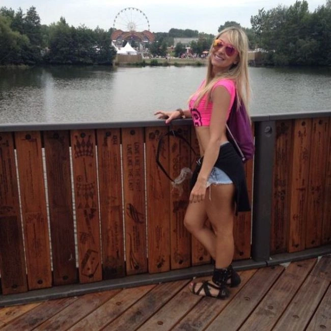 Дівчата з музичного фестивалю (44 фото) – фото 18