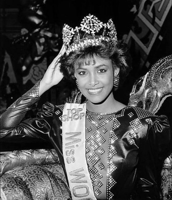 Переможниці конкурсу "Місс світ" ХХ століття (52 фото) – фото 37