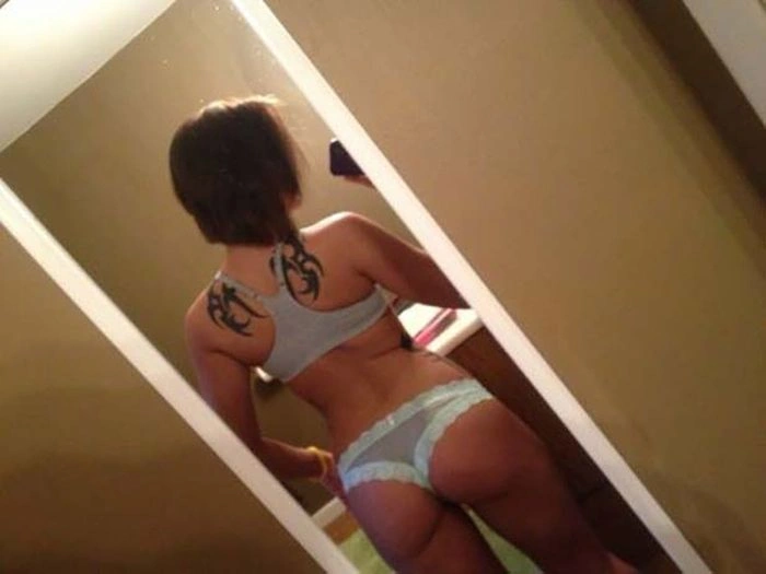 Збудливі дівчата з привабливими сідницями (40 фото) – фото 24