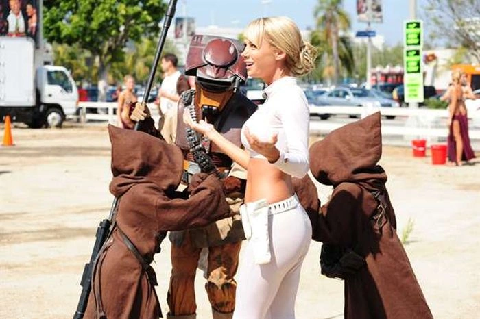 Бікіні-мойка у стилі "Зоряні війни" (33 фото) – фото 4