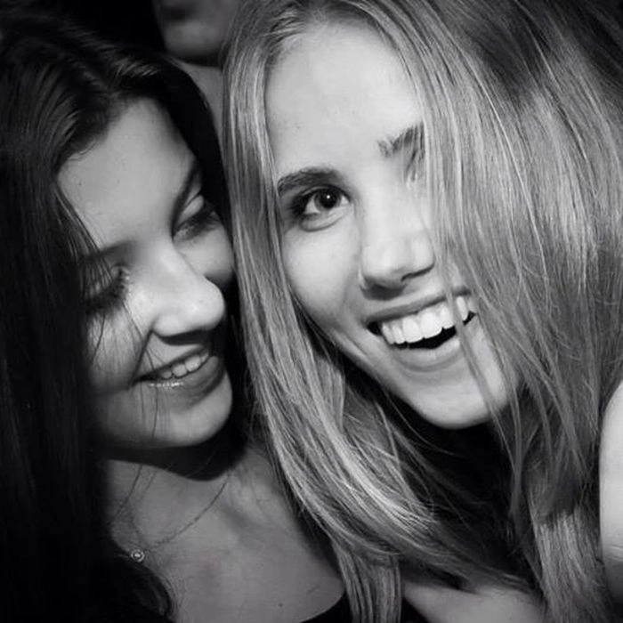 Футбольна вболівальниця отримала модельний контракт (20 фото) – фото 18