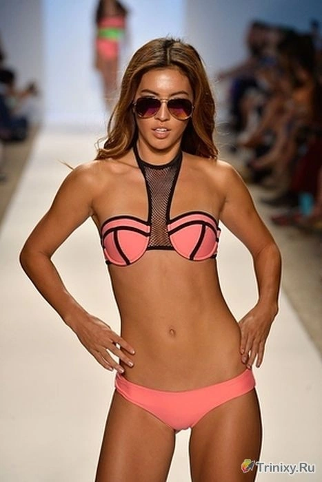 Купальники для незвичайного засмагання (30 фото)