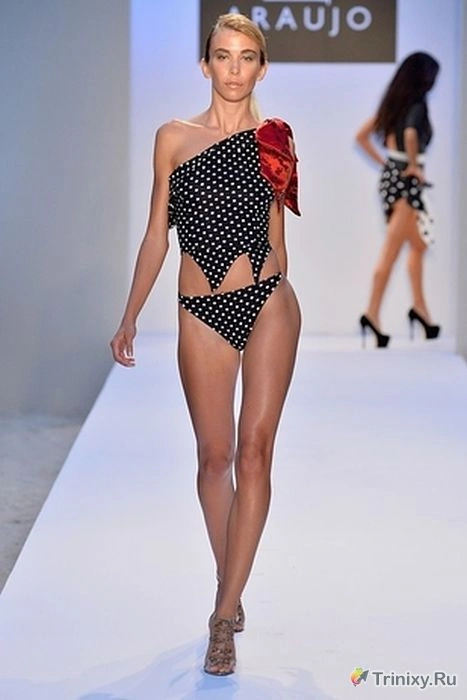 Купальники для незвичайного засмагання (30 фото) – фото 25