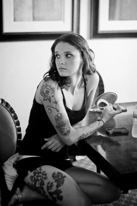Красиві дівчата з татуюваннями (40 фото) – фото 19