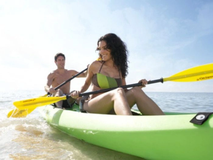 Сексуальні дівчата та активний відпочинок на каяках (44 фото) – фото 9