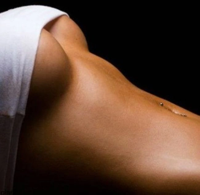 Дівчата викривають груди сексуально (40 фото) – фото 10