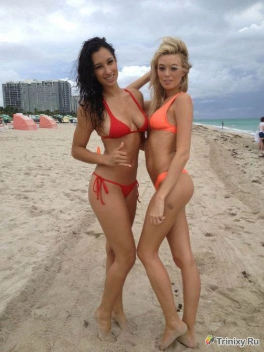 Сексуальні дівчата в бікіні (41 фото) – фото 27