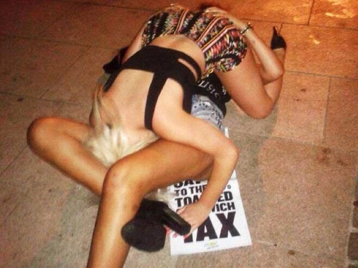 Дівчата розважаються на вихідних (52 фото) – фото 34