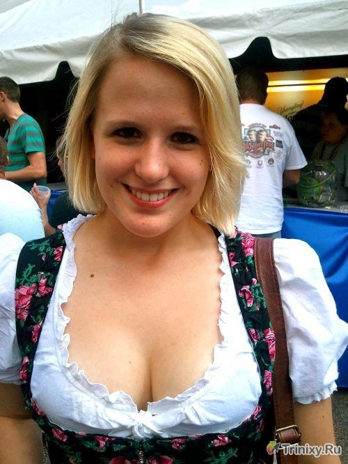 Дівчата з пивного фестивалю Октоберфест (40 фото) – фото 30