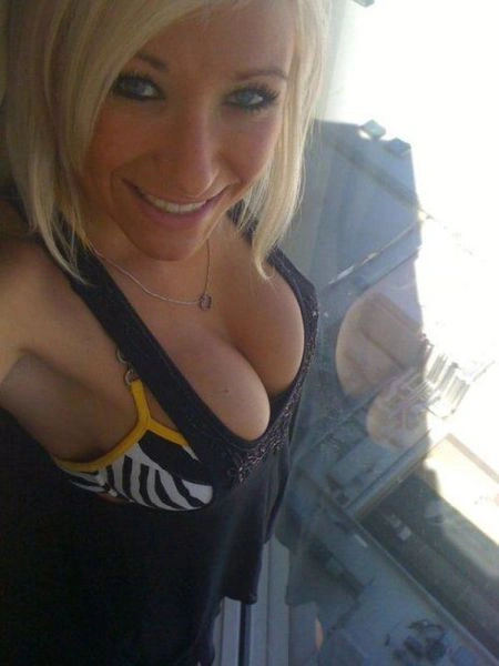 Привабливі дівчата з великими грудьми (52 фото) – фото 45