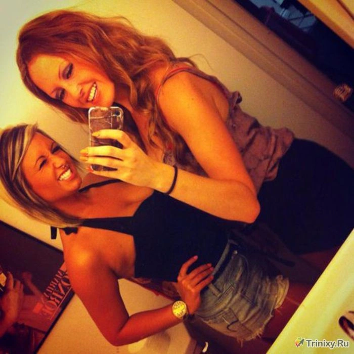 Чарівні дівчата перед дзеркалом (32 фото) – фото 14