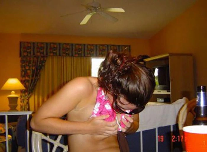 Дівчата розважаються на вечірках (46 фото) – фото 18