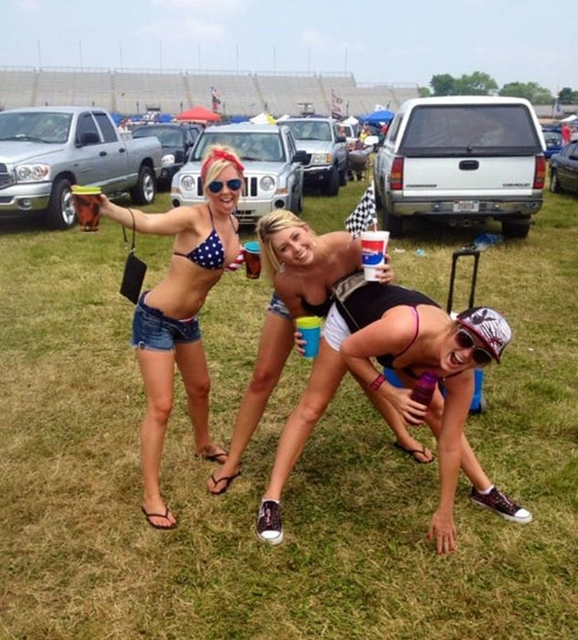 Дівчата, які вміють відпочивати (44 фото) – фото 40