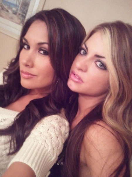 Дівчина з неймовірно довгий язик (31 фото) – фото 5