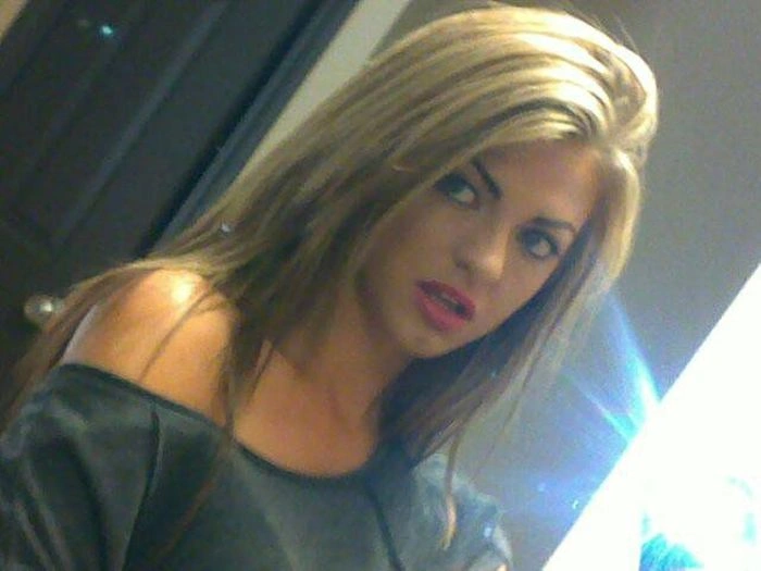 Дівчина з неймовірно довгий язик (31 фото) – фото 9