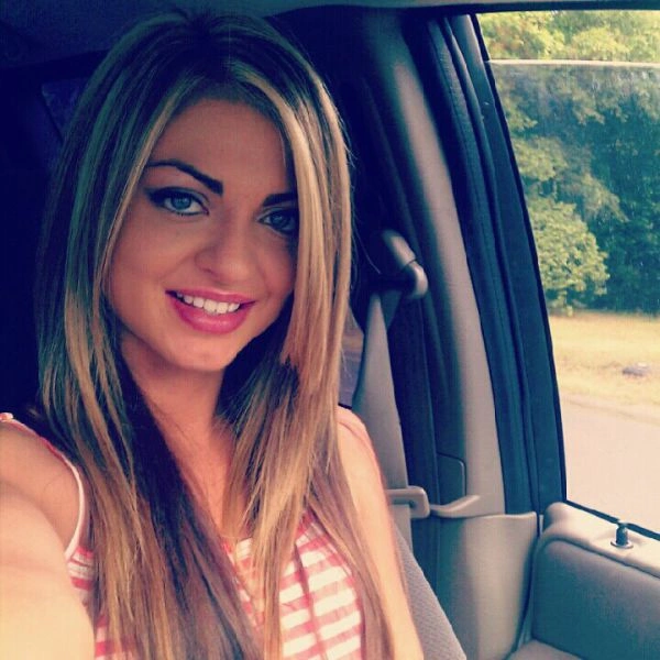 Дівчина з неймовірно довгий язик (31 фото) – фото 13