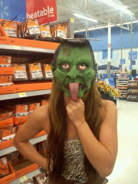 Дівчина з неймовірно довгий язик (31 фото) – фото 30