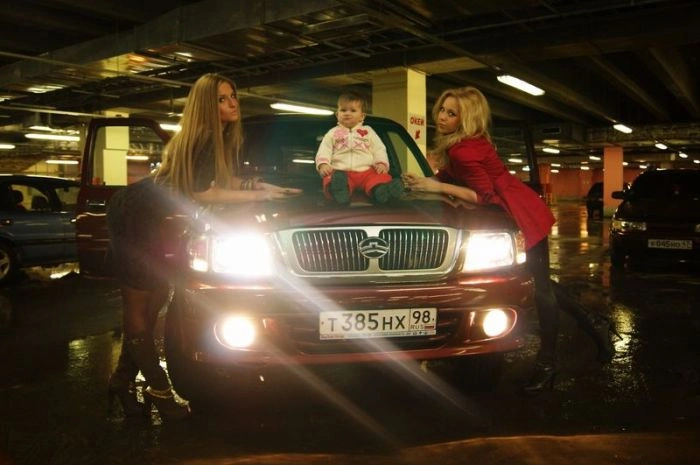 Наші дівчата та їх автомобілі. Частина 3 (40 фото) – фото 7