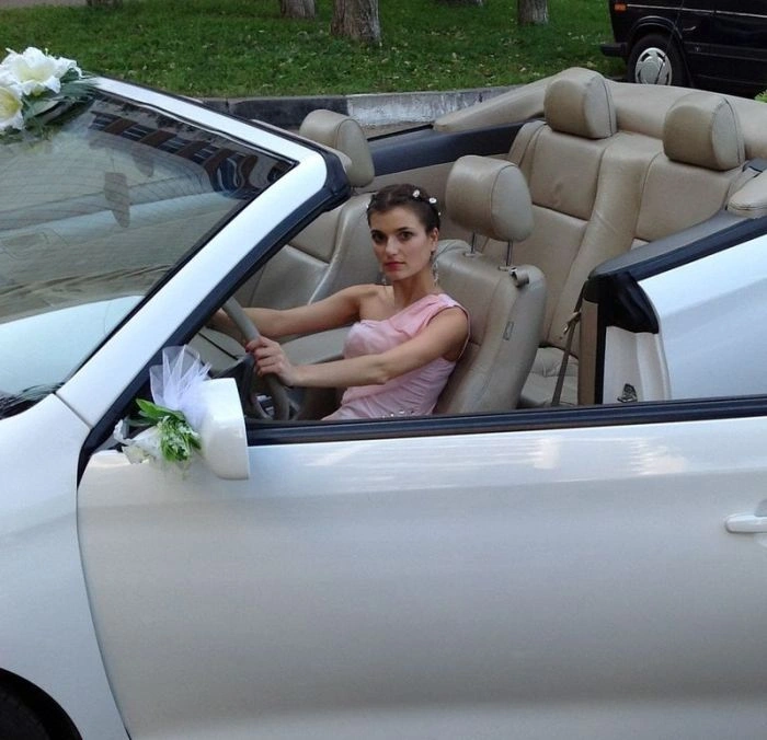 Наші дівчата та їх автомобілі. Частина 3 (40 фото) – фото 26