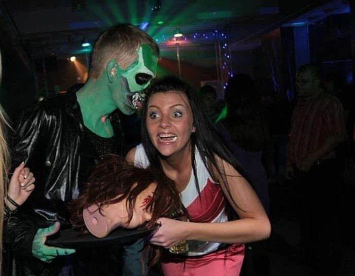 Що не так з цією дівчиною? (22 фото) – фото 18