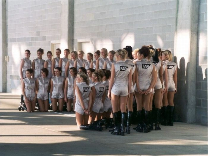 Одна дівчина добре, а кілька - ще краще (102 фото) – фото 8