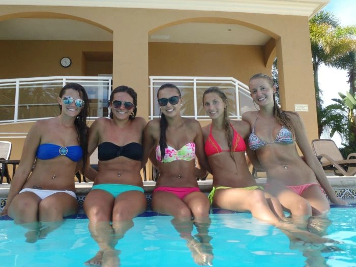 Одна дівчина добре, а кілька - ще краще (102 фото) – фото 11