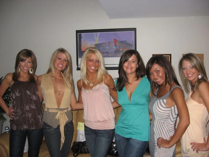 Одна дівчина добре, а кілька - ще краще (102 фото) – фото 72