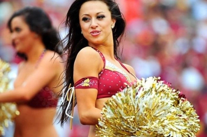 Дівчата з групи підтримки команди Redskins (75 фото) – фото 46