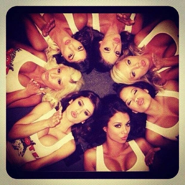 Дівчата з ресторану Hooters в Instagram (69 фото) – фото 18