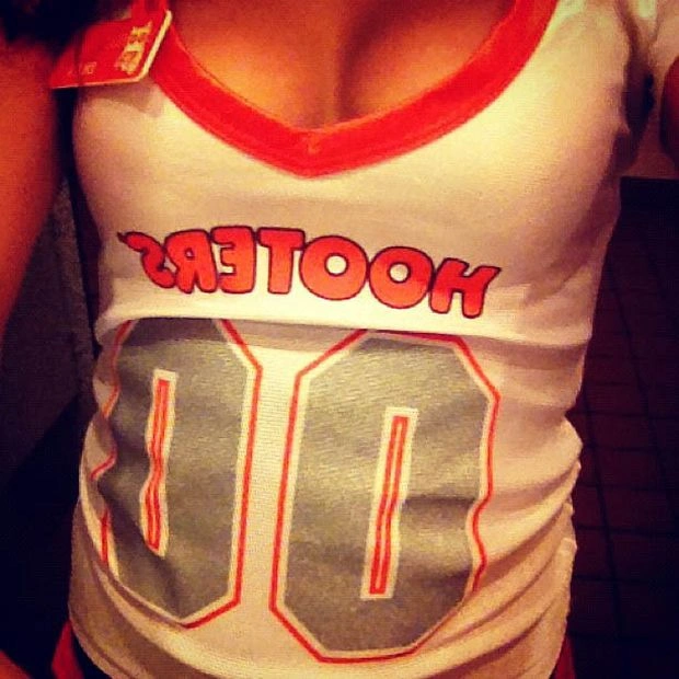 Дівчата з ресторану Hooters в Instagram (69 фото) – фото 47