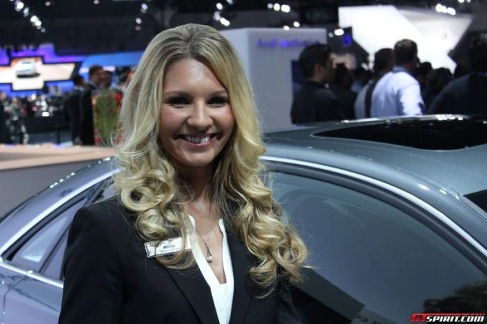 Гарні дівчата з автовиставки в Лос-Анджелесі (36 фото) – фото 30