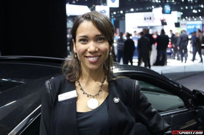 Гарні дівчата з автовиставки в Лос-Анджелесі (36 фото) – фото 35